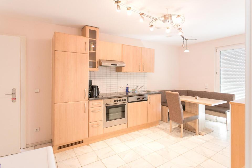 Apartment Studio Lehen 2 *