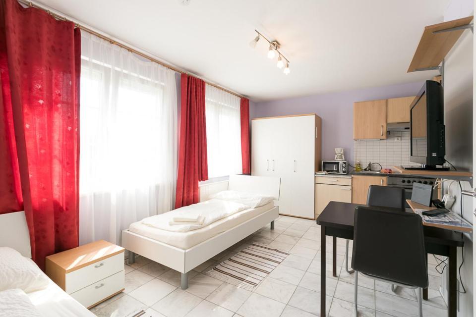 Apartment Studio Lehen 2 *